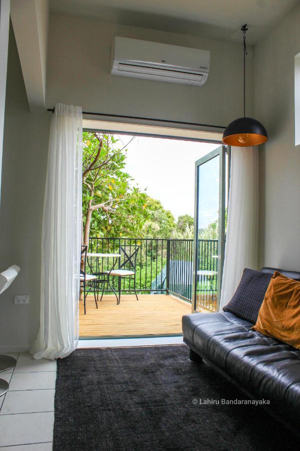 Le Chalet Waiheke Apartments Ostend Eksteriør bilde