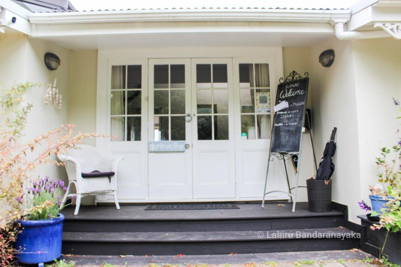 Le Chalet Waiheke Apartments Ostend Eksteriør bilde