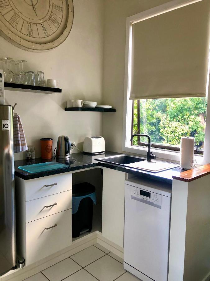 Le Chalet Waiheke Apartments Ostend Eksteriør bilde