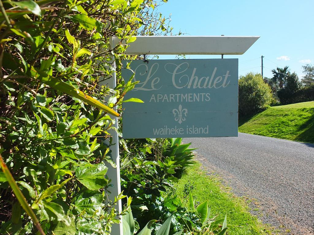 Le Chalet Waiheke Apartments Ostend Eksteriør bilde