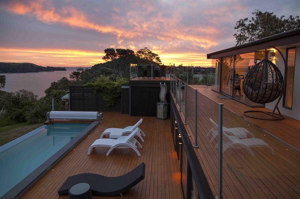 Le Chalet Waiheke Apartments Ostend Eksteriør bilde