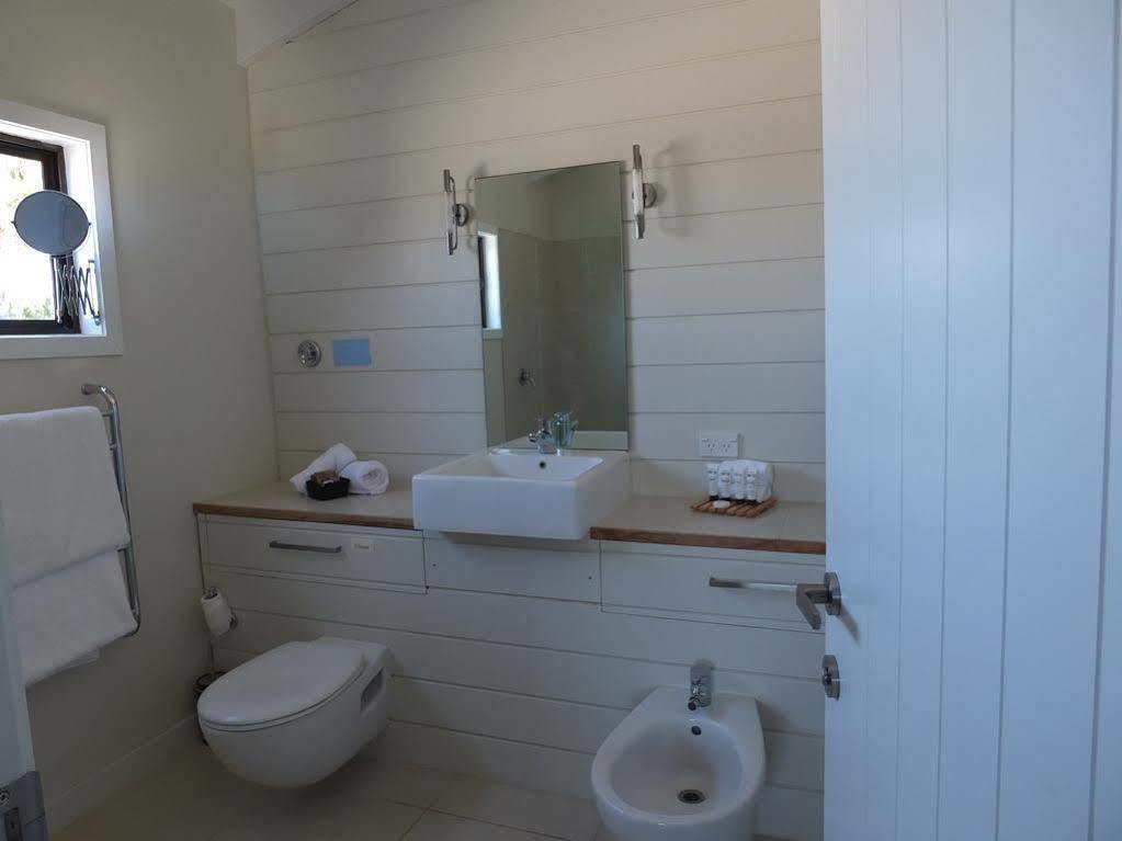 Le Chalet Waiheke Apartments Ostend Eksteriør bilde